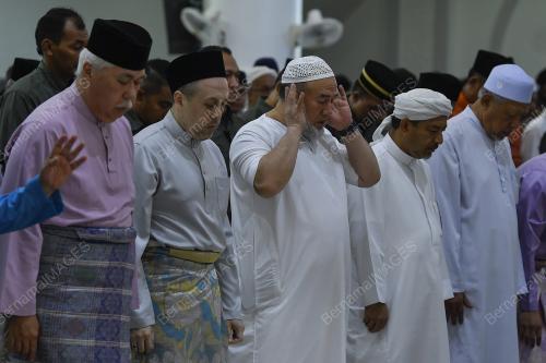 SULTAN MUHAMMAD V