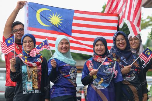 KIBAR JALUR GEMILANG