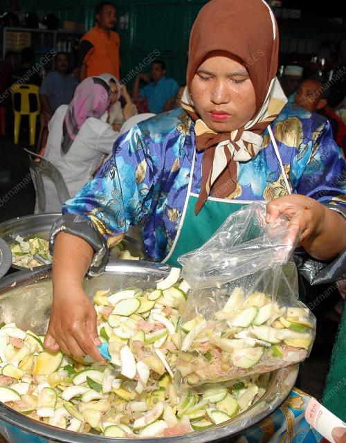COLEK BUAH