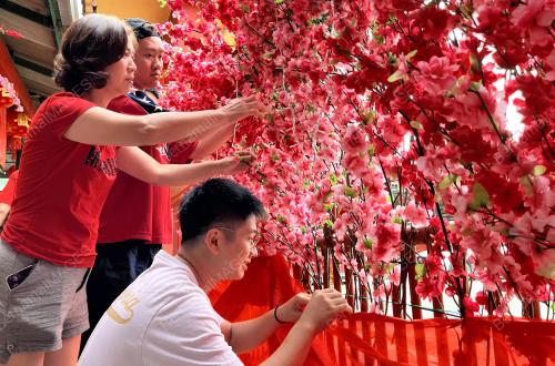 PERSIAPAN CNY