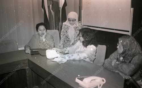 KB02_180690_WANITA_UMNO