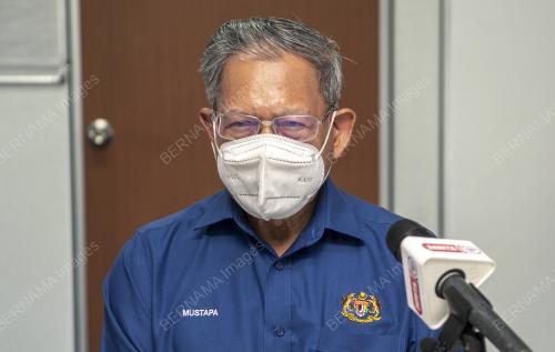 DATUK SERI MUSTAPA MOHAMED