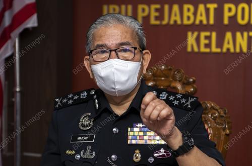 KB02_19082021_MEMEKAI_PANGKAT