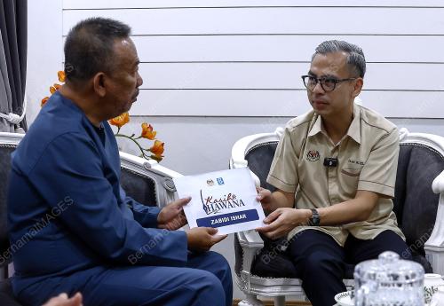 FAHMI FADZIL