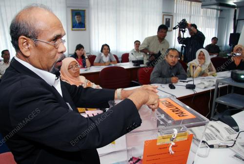 AB.RAHIM MD SALLEH