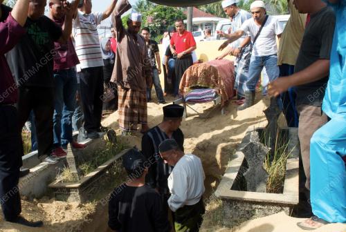 KB02_20042016_KEBUMI