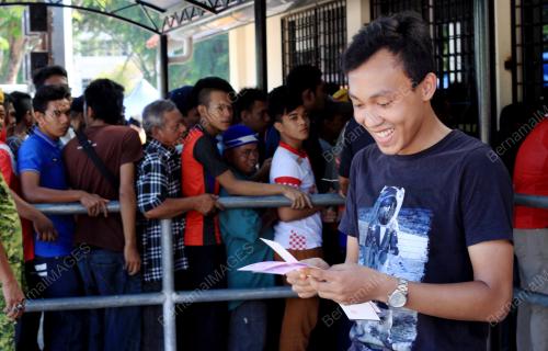 KB02_20052015_TIKET_BOLA