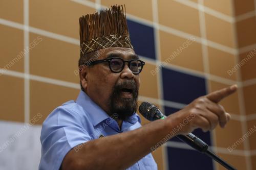 DATUK RAMLI MOHD NOOR