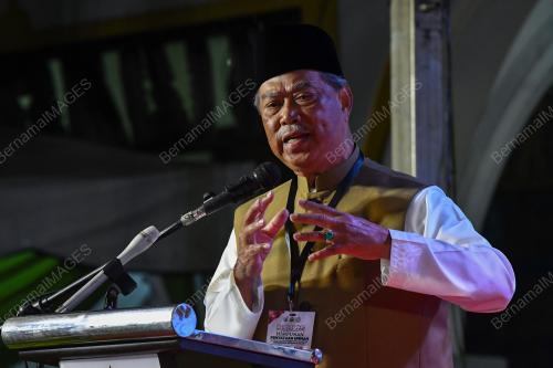 TAN SRI MUHYIDDIN YASSIN