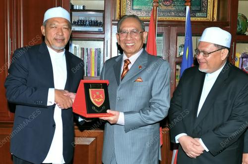KB02_23032015_DEWAN_NEGARA