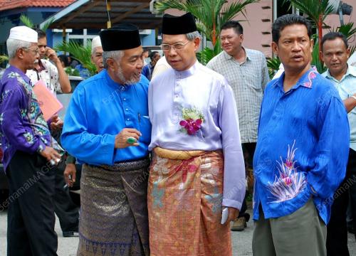 MUSTAPA MOHAMED