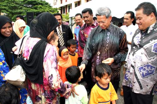 MUSTAPA MOHAMED