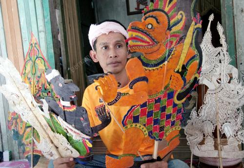 KB02_28042015_WAYANG_KULIT