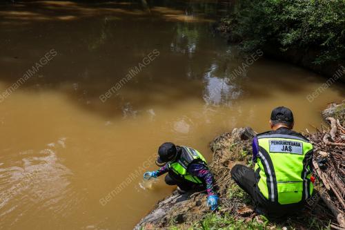 SAMPEL AIR SUNGAI KETIL