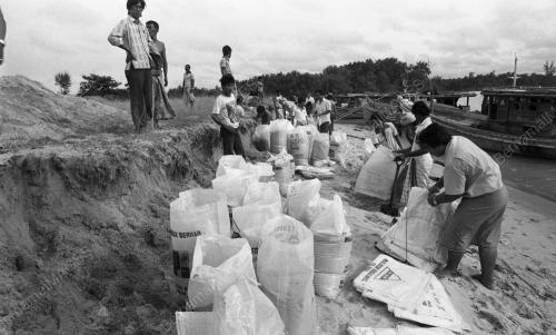 KB02_29012015_GOTONG_ROYONG
