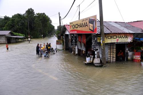 KB02_29112017_BOMBA_BANJIR