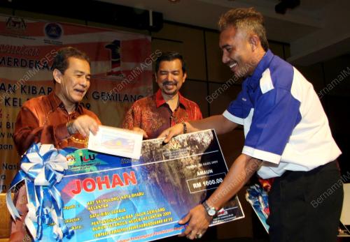 AZMAN AMIN HASSAN