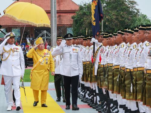 TENGKU DR. MUHAMMAD FAIZ PETRA SULTAN ISMAIL PETRA