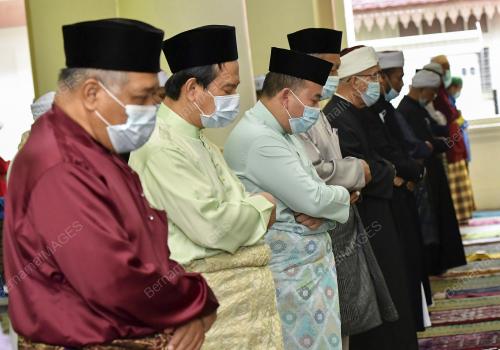 DR TENGKU MUHAMMAD FAIZ PETRA