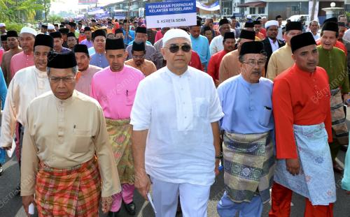 DATUK SERI MUSTAPA MOHAMED