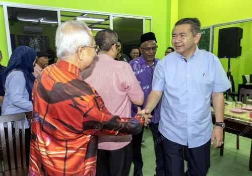 DATUK SERI SALAHUDDIN AYUB