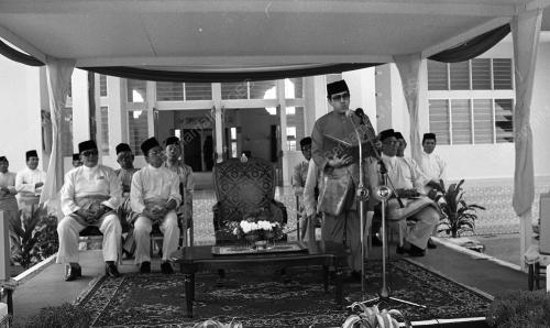 SULTAN KELANTAN TUANKU ISMAIL PETRA