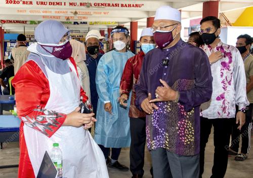 DATUK AHMAD YAKOB