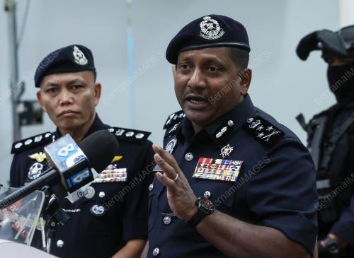 DATUK HUSSEIN OMAR KHAN