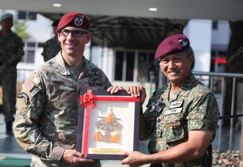 LEFTENAN JENERAL DATUK TENGKU MUHAMMAD FAUZI TENGKU IBRAHIM