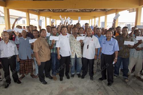 KB03_04102015_NELAYAN_BANTUAN