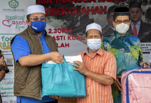 DATUK AHMAD MARZUK SHAARY