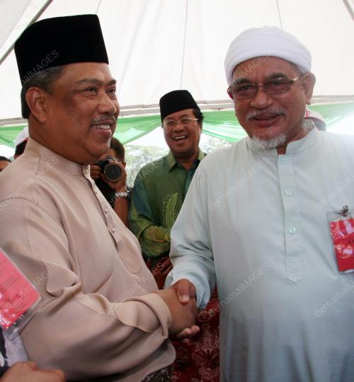 PILIHAN RAYA KECIL DUN MANIK URAI