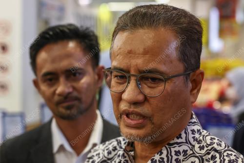 AZMAN ISMAIL