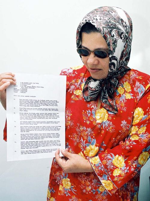 IBU BUAT ADUAN POLIS