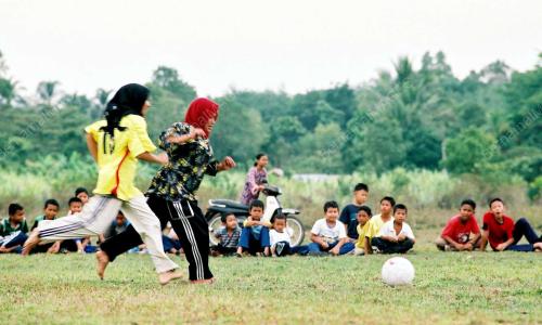 PERTANDINGAN BOLASEPAK WANITA