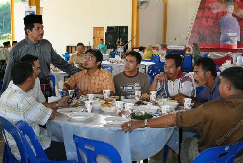 DATUK MOHD ALWI CHE AHMAD