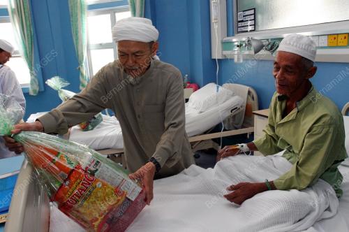DATUK NIK ABDUL AZIZ NIK MAT