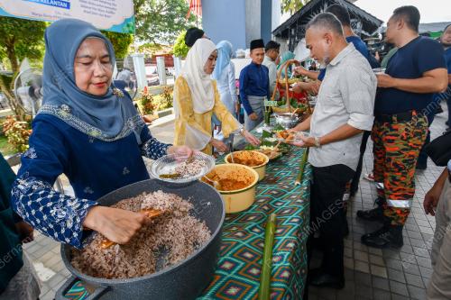 NORA YAACOB