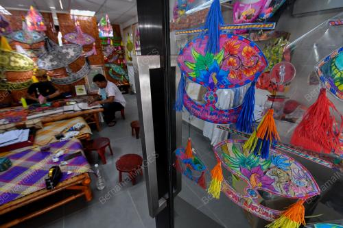 LAMAN WARISAN KAMPUNG LAUT