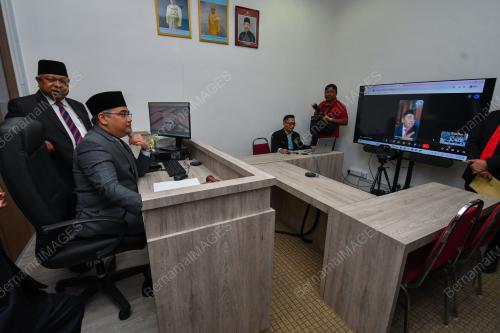 DATUK IBRAHIM DERIS