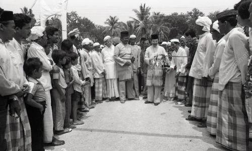KB03_09012015_RAZALEIGH