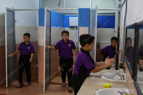 TANDAS_SEKOLAH