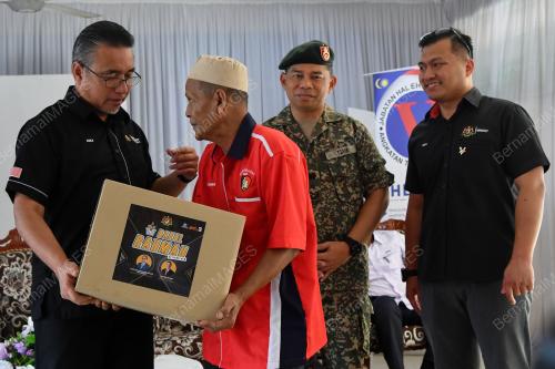 ADLY ZAHARI
