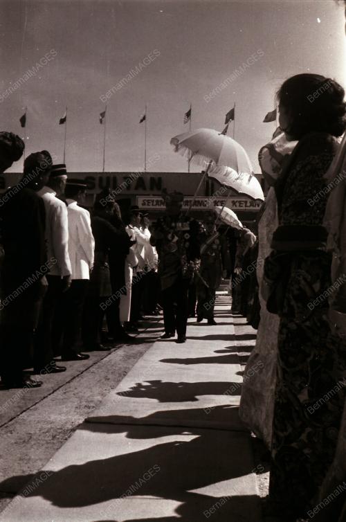SULTAN AZLAN MUHIBBUDDIN SHAH