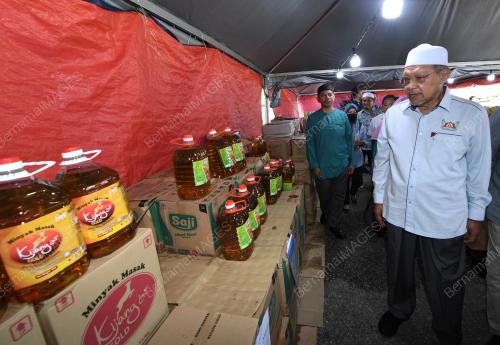DATUK AHMAD YAKOBÃŠ