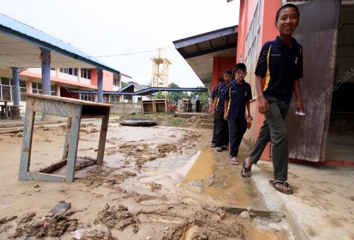 KB03_11012015_SEKOLAH