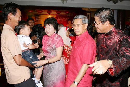 KB03_11022011_RAYA_CINA
