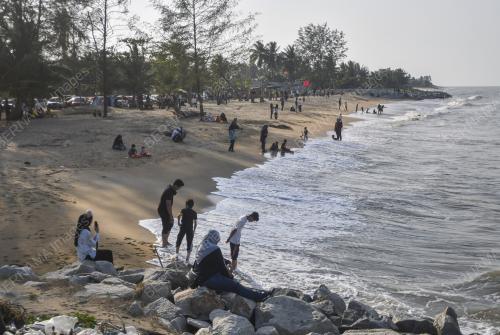 RIADAH HUJUNG MINGGU