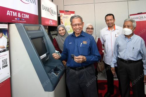 DATUK SERI MUSTAPA MOHAMED