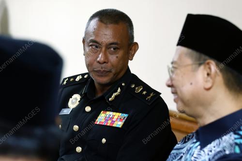 ROSLI HUSAIN